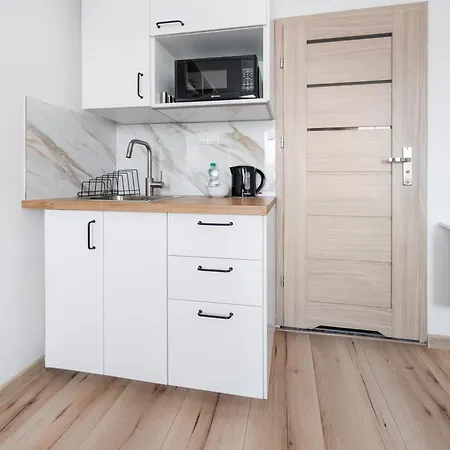 Park Grabiszynski Standard By Bookinghost Wrocław