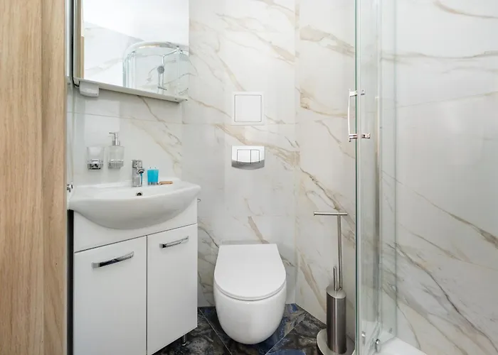 Park Grabiszynski Standard By Bookinghost